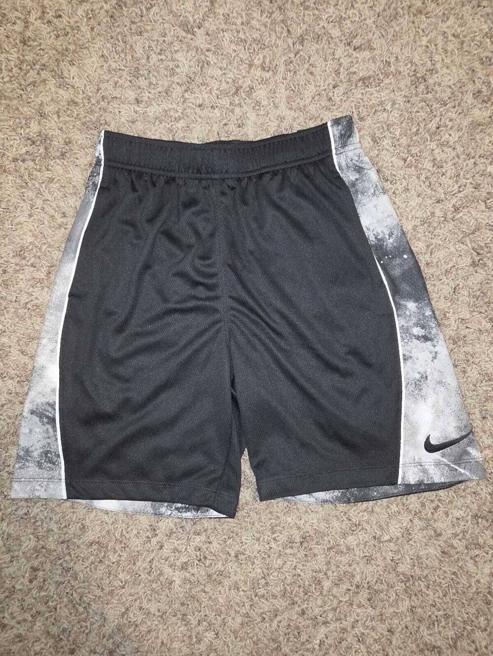 Nike Boys' Trophy Dri-FIT Novelty Shorts Sample